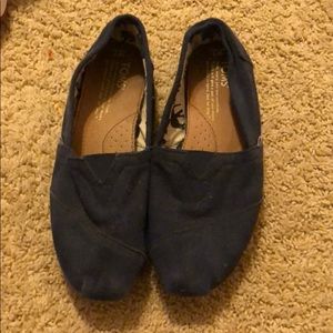 Toms Size 7